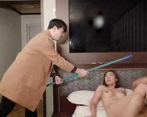 Người phụ nữ ngoại tình